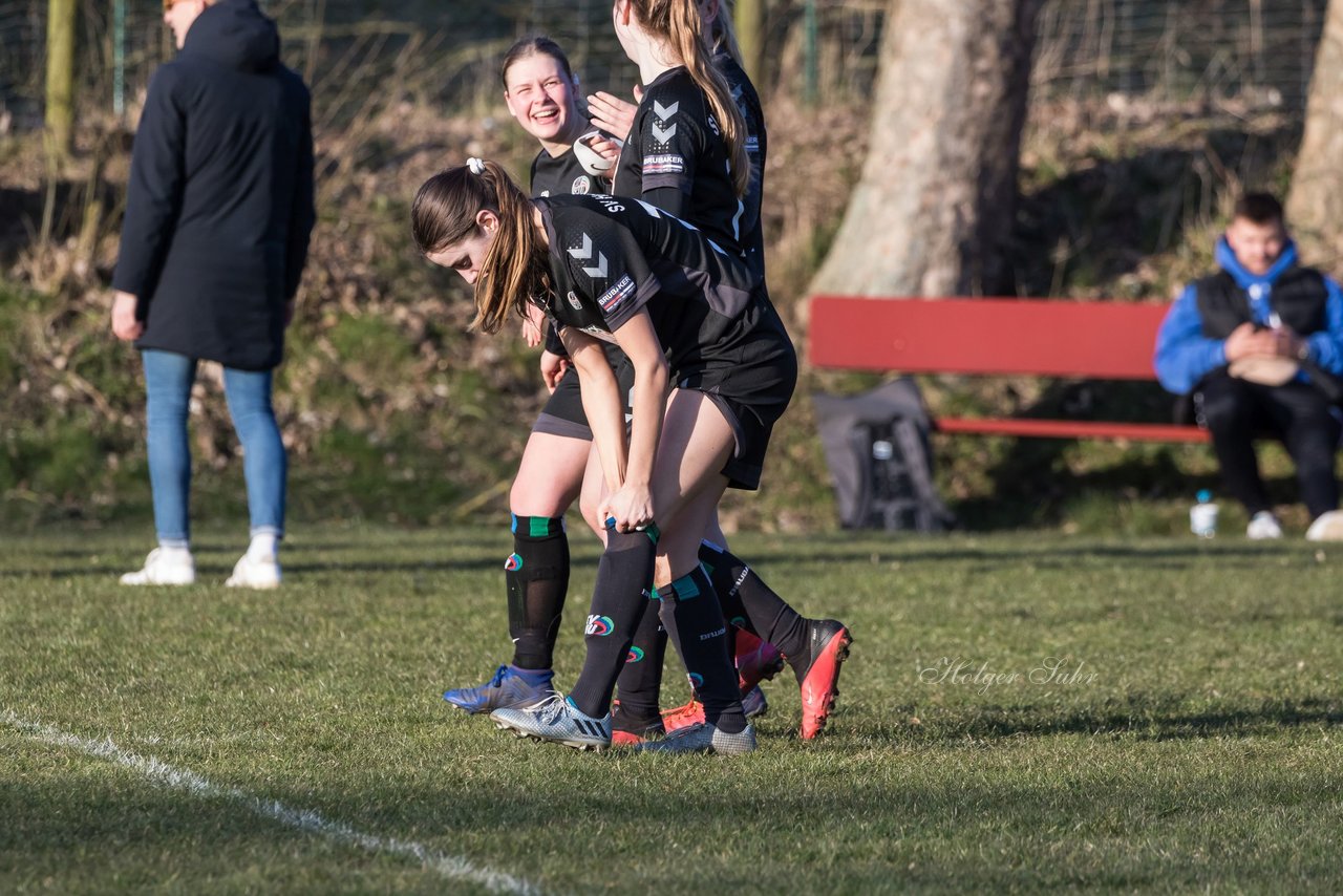 Bild 219 - F Rot Schwarz Kiel - SV Henstedt Ulzburg 2 : Ergebnis: 1:1